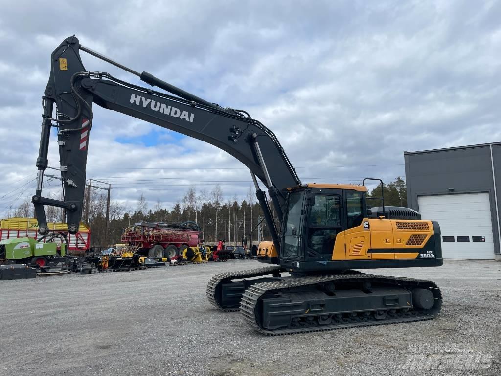 Hyundai HX 300 AL Paletli ekskavatörler