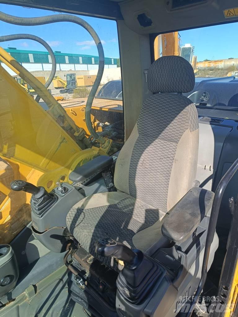 CAT 325 D Paletli ekskavatörler
