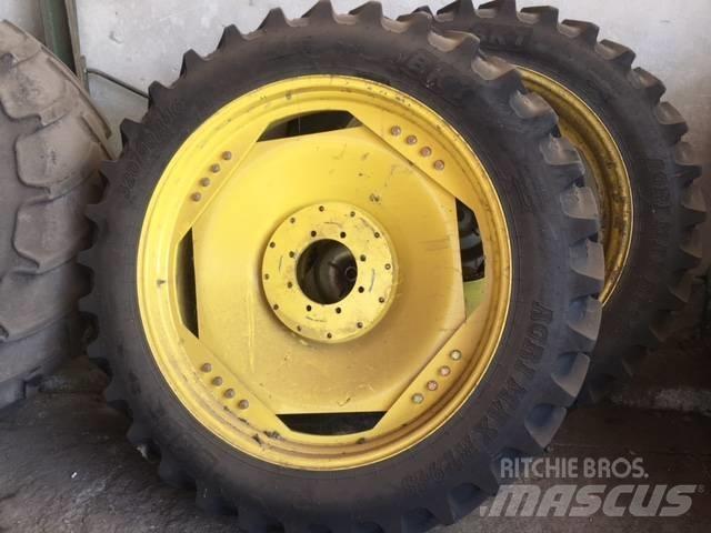 John Deere 6820 Tekerlekler