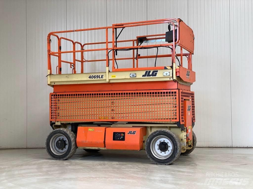 JLG 4069 LE Makasli platformlar