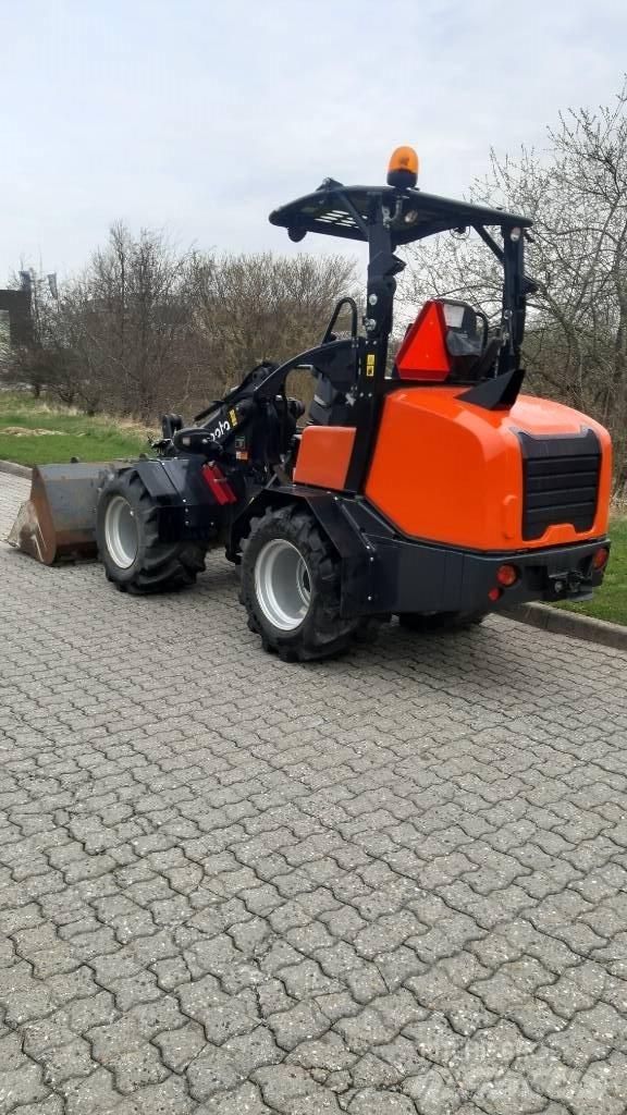 Kubota RT280-2 Mini yükleyiciler
