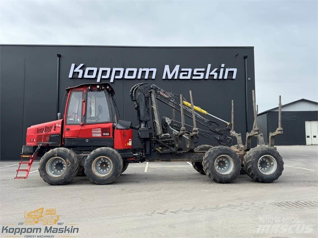 Komatsu 845 Tomruk yükleyici traktörler