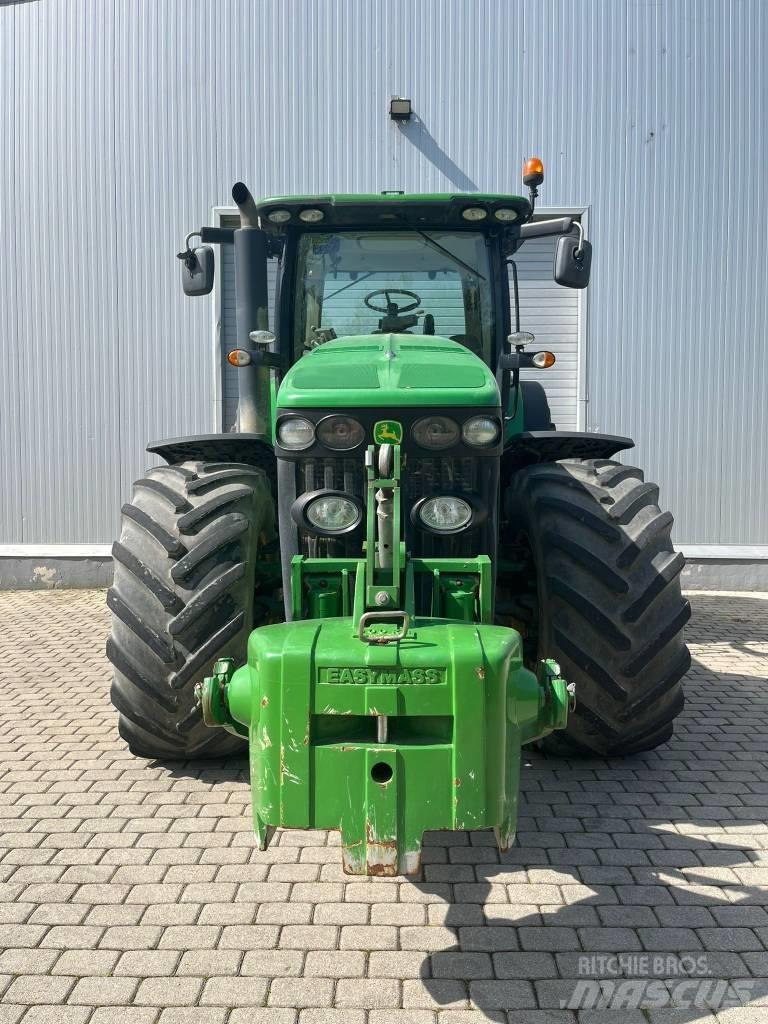 John Deere 8320 R Traktörler
