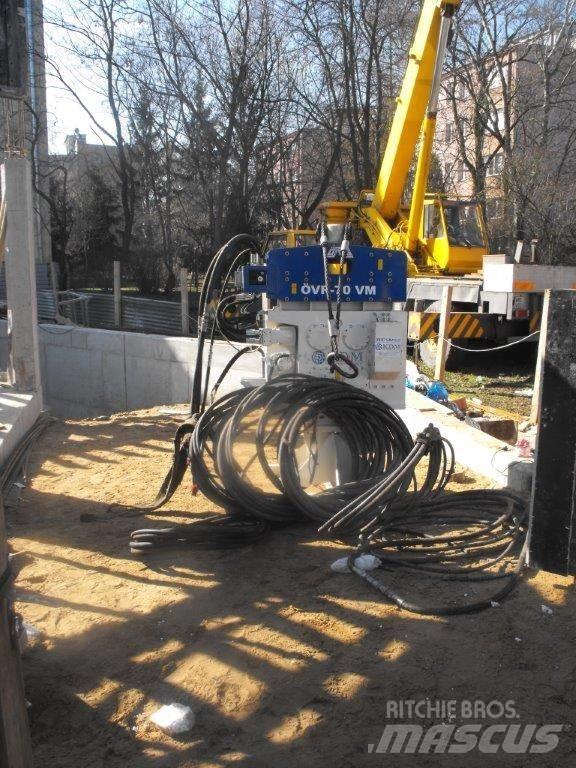  OVR 70VM Titreşimli kazık çakıcıları