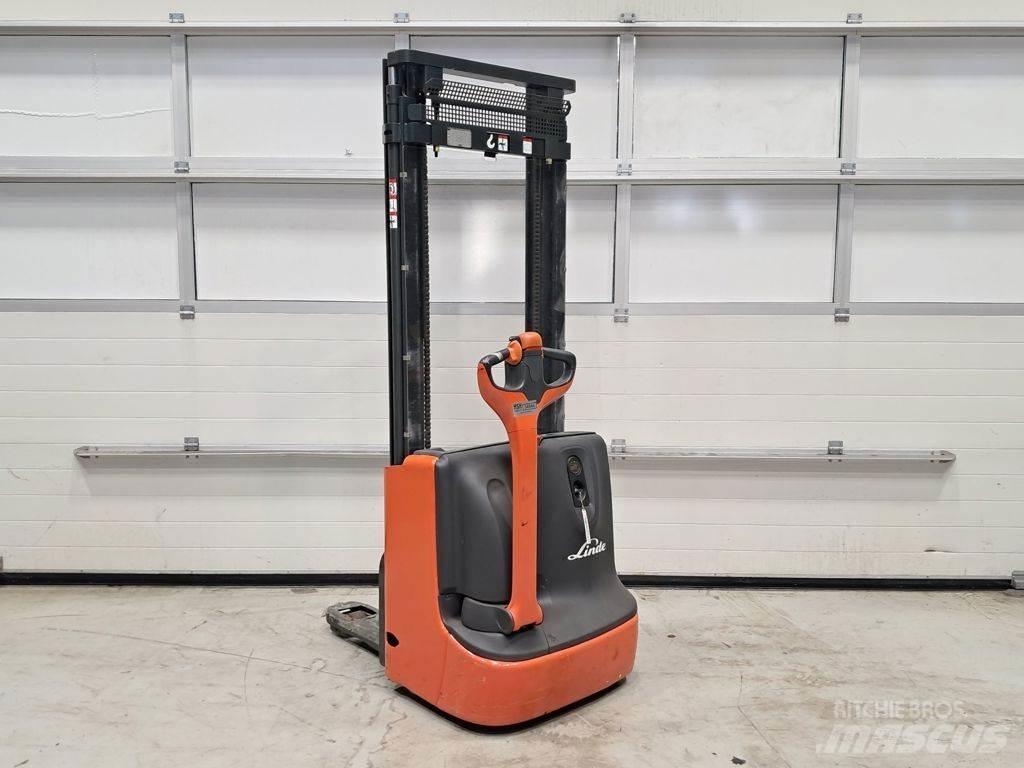 Linde L10 Yaya kumandali istif makinasi