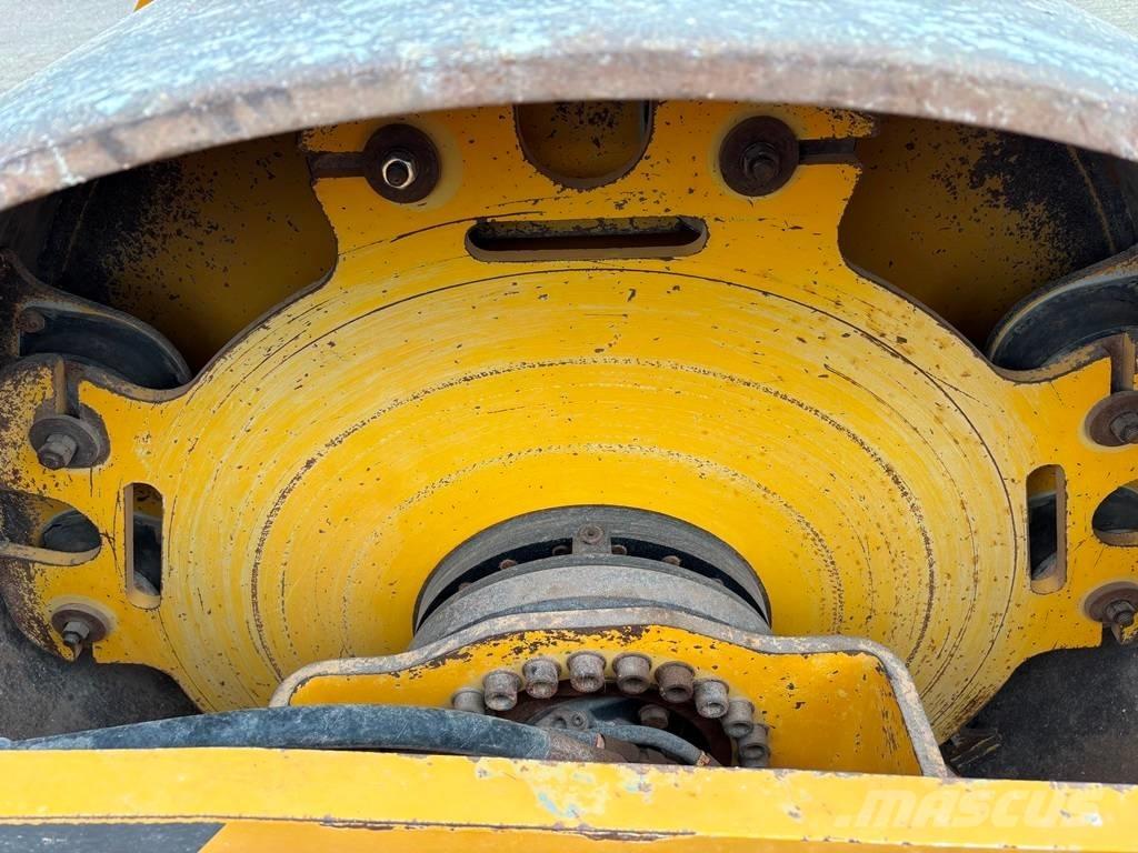 Volvo SD 135 B Tek tamburlu silindirler