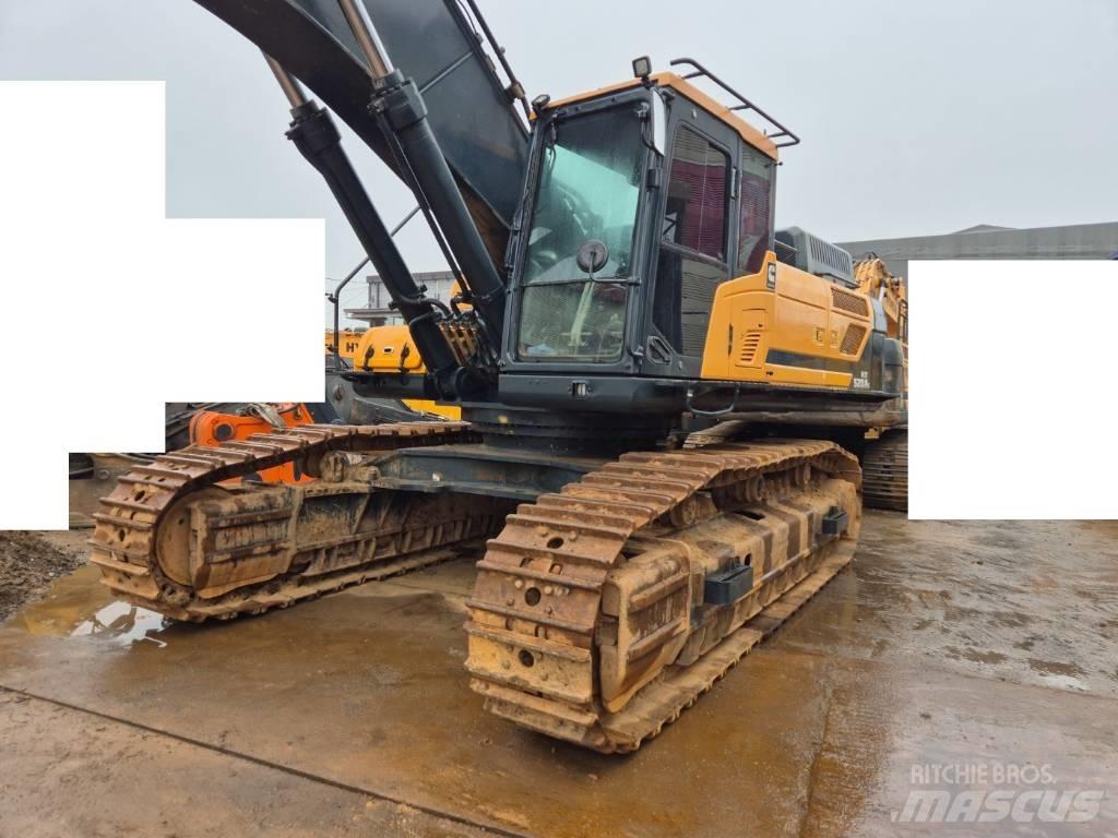 Hyundai HX 520 L Paletli ekskavatörler