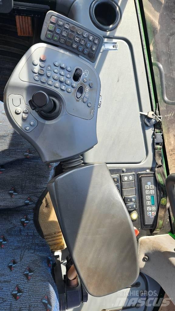 John Deere 1270 E Biçerdöverler