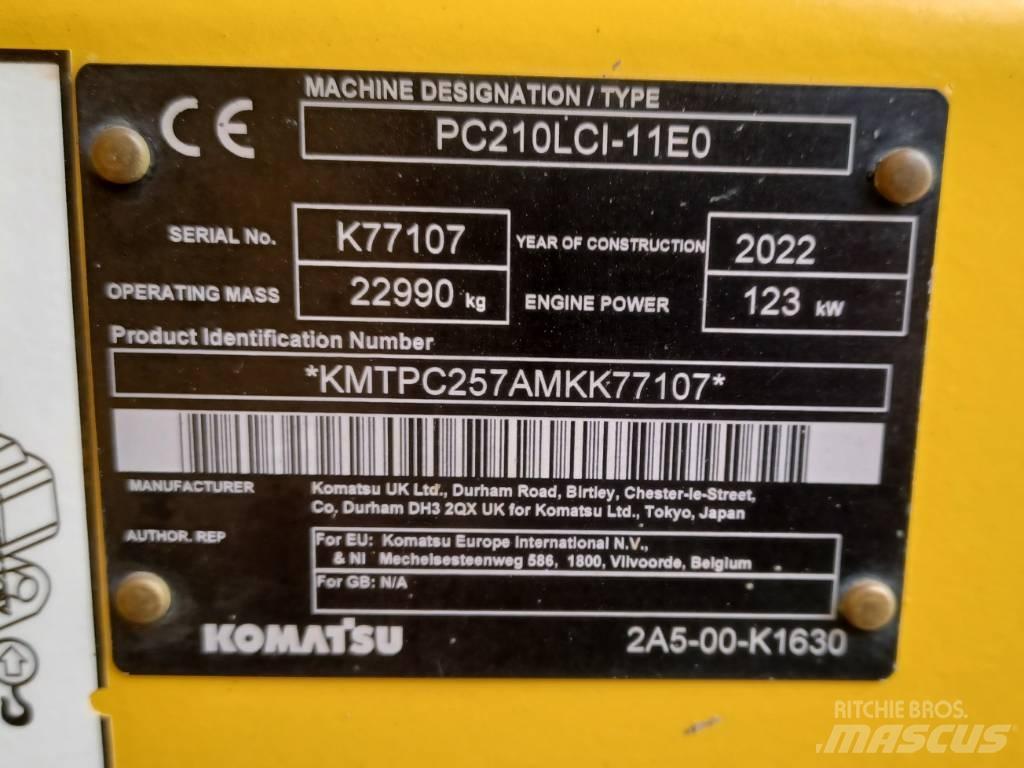 Komatsu PC210LCi-11 Paletli ekskavatörler