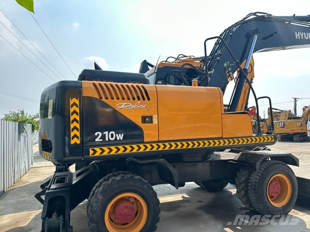 Hyundai 210W-9 Lastik tekerli ekskavatörler