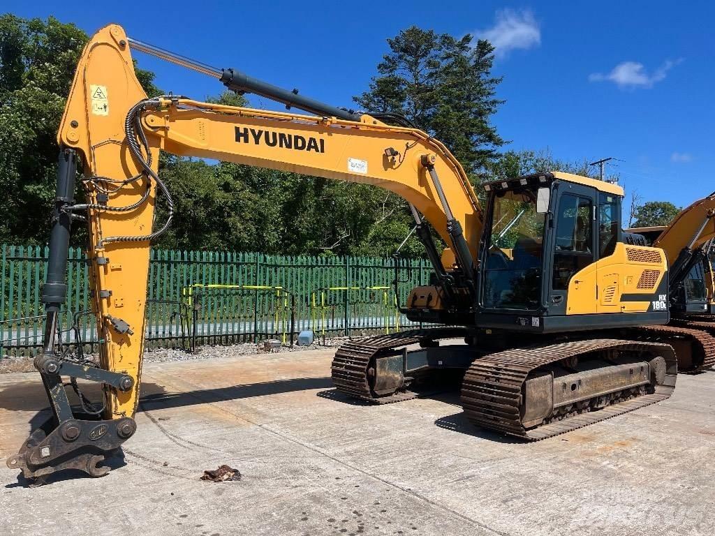 Hyundai HX 180 L Paletli ekskavatörler