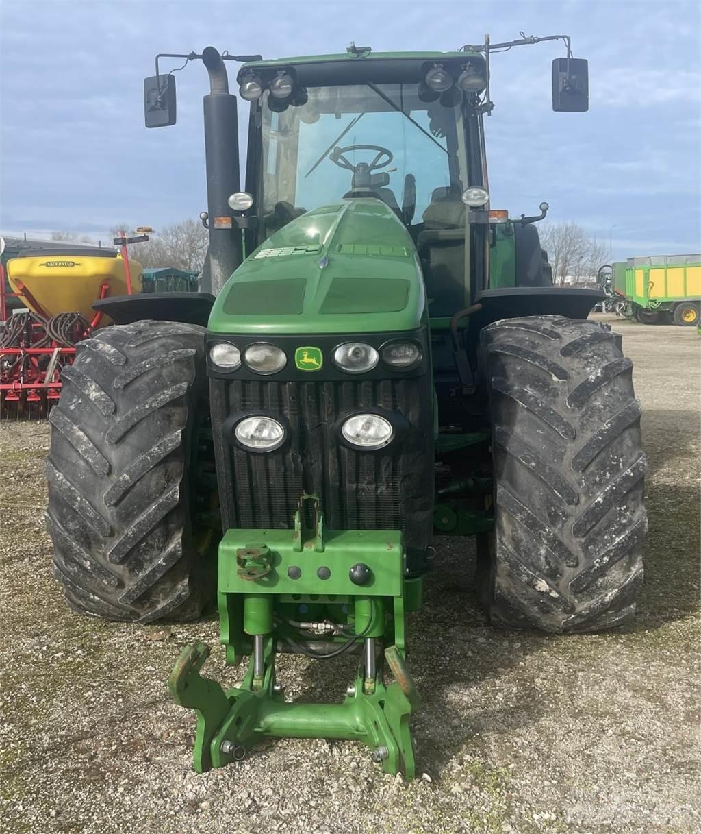 John Deere 8330 Traktörler