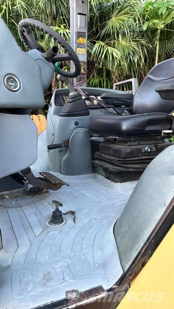 CAT 420 D IT Kazıcı yükleyiciler - beko loder