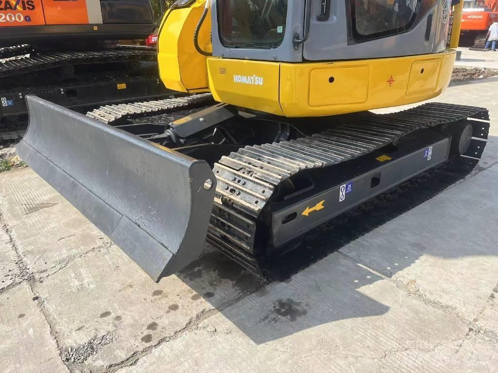 Komatsu PC78 Paletli ekskavatörler