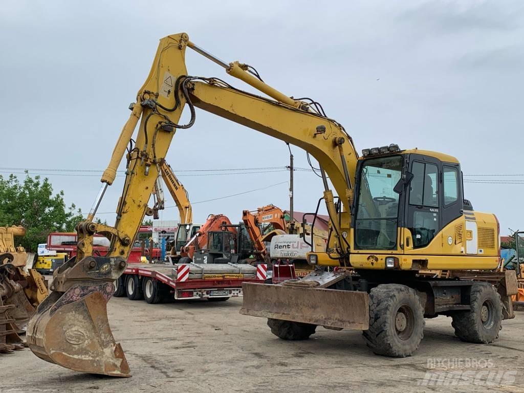 Komatsu PW 140-7 Lastik tekerli ekskavatörler