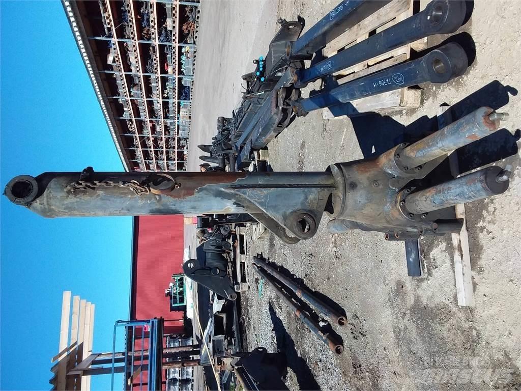 Valmet Crf7 Tomruk vinçleri