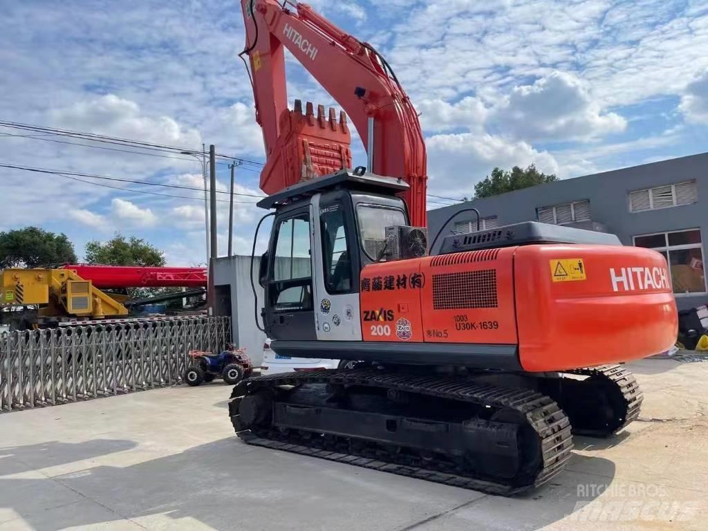 Hitachi ZX200 Paletli ekskavatörler