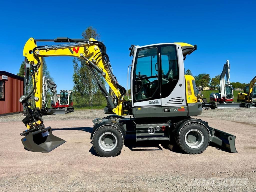 Wacker Neuson EW65 Lastik tekerli ekskavatörler