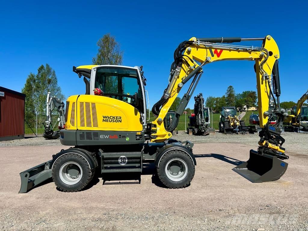 Wacker Neuson EW65 Lastik tekerli ekskavatörler