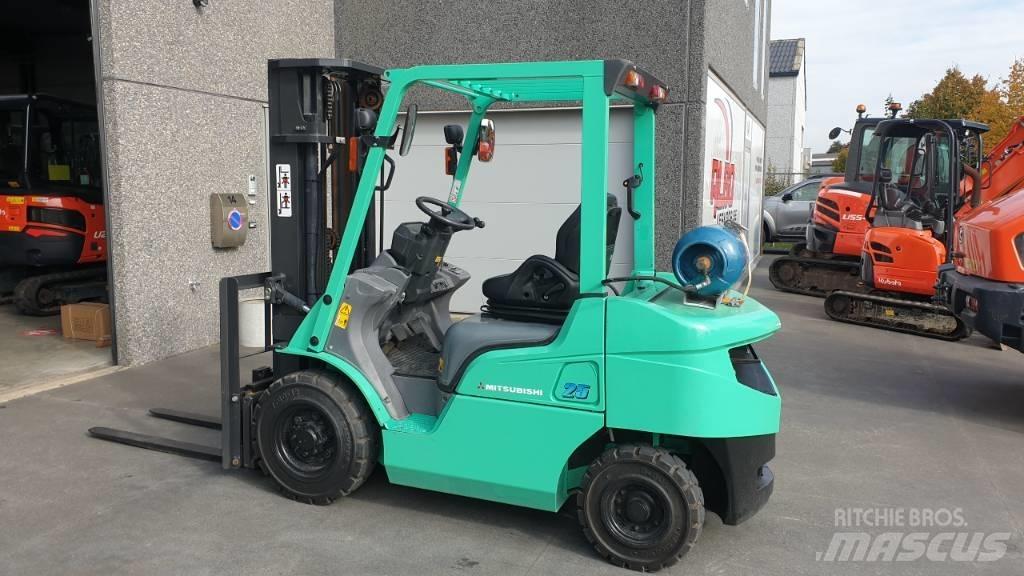 Mitsubishi FGE25NT LPG'li forkliftler