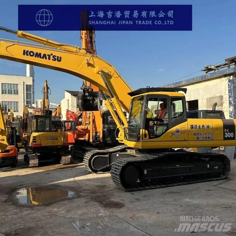 Komatsu PC 300 Paletli ekskavatörler