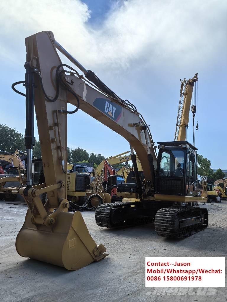 CAT 320D2 Paletli ekskavatörler