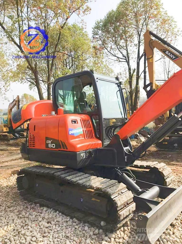 Doosan DX 60 Mini ekskavatörler, 7 tona dek