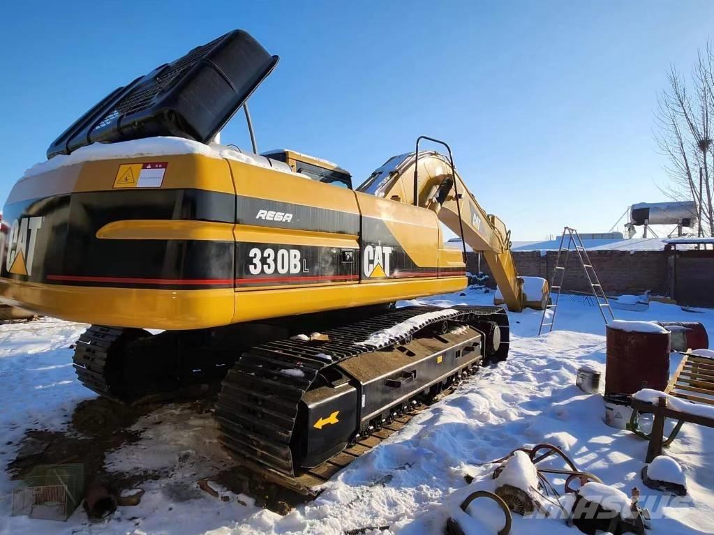 CAT 330B Paletli ekskavatörler