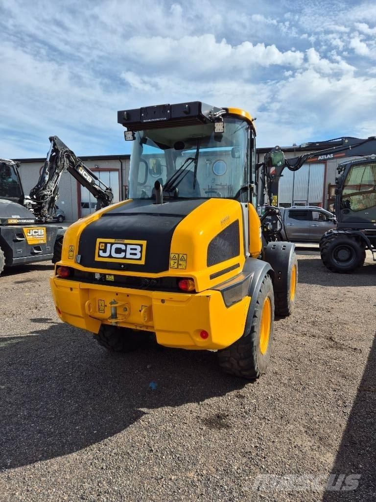 JCB 409 Tekerlekli yükleyiciler