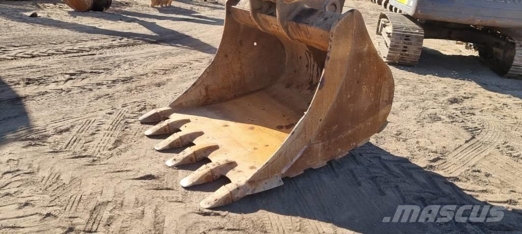 JCB JS 360 LC Paletli ekskavatörler