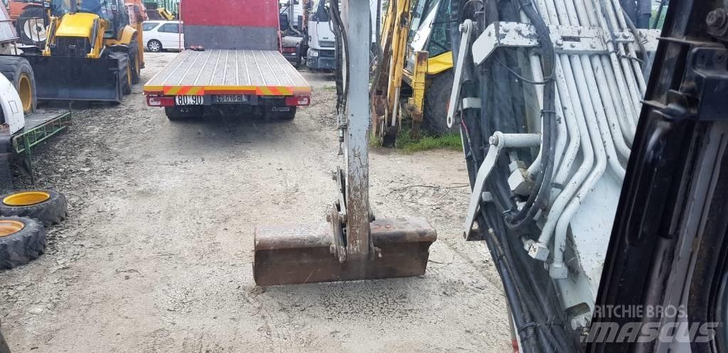 Takeuchi TB180 Diger yükleme ve kazma ekipmanlari