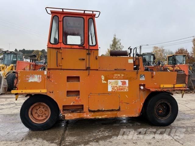 Hamm GRW 15 Pnömatik lastikli silindirler