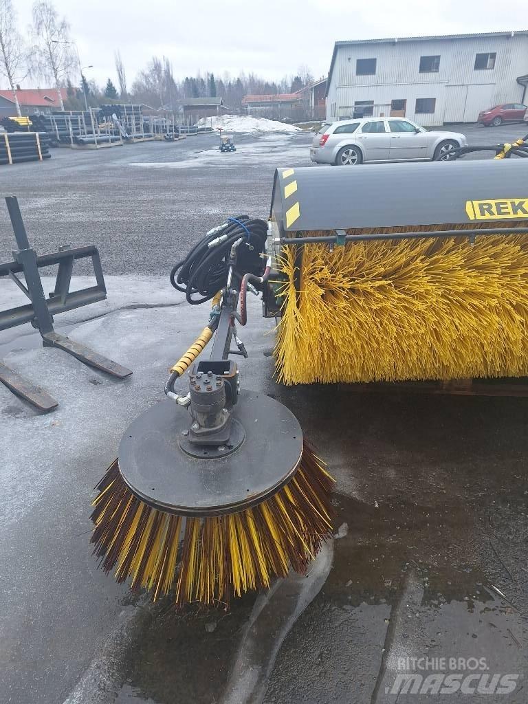 Reko KH 1800 Cadde süpürücüler