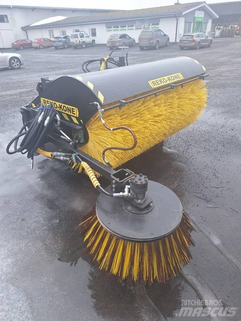 Reko KH 1800 Cadde süpürücüler