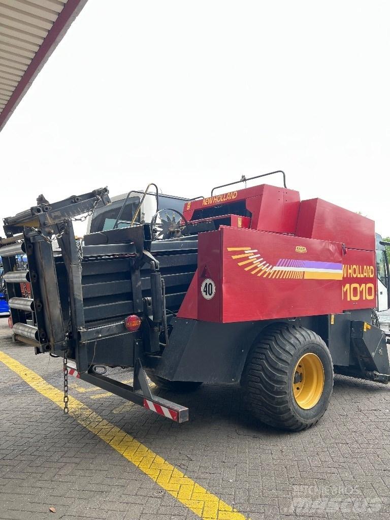 New Holland D 1010 Küp balya makinalari