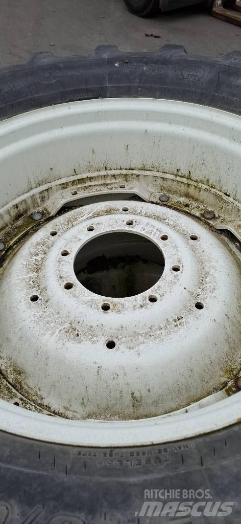 Firestone 540/65R_34 Tekerlekler