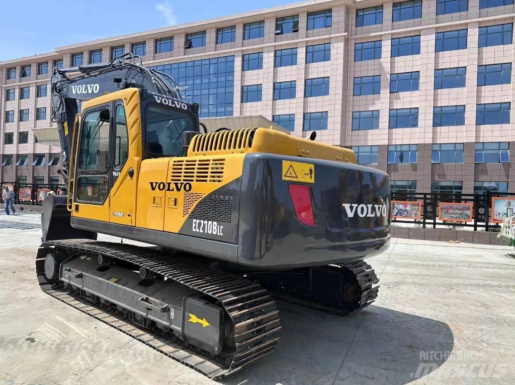 Volvo EC 210 BLC Paletli ekskavatörler