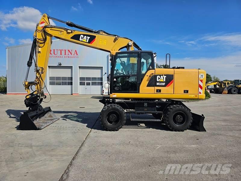 CAT M320F Lastik tekerli ekskavatörler