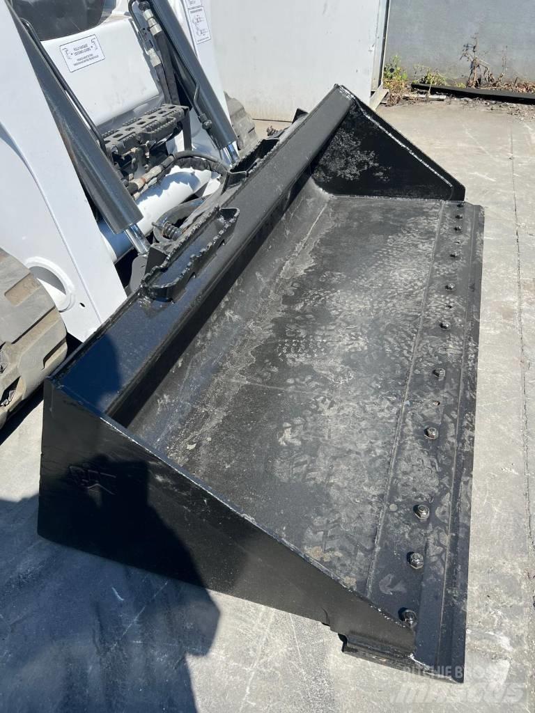 Bobcat T 740 Skid steer loderler