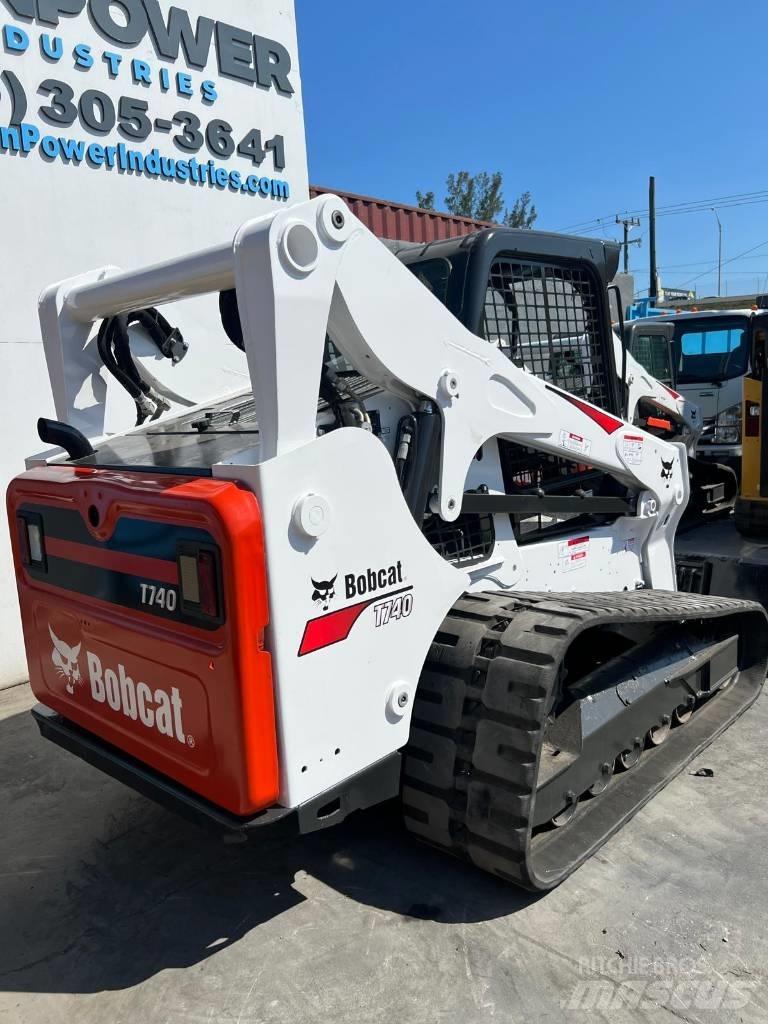 Bobcat T 740 Skid steer loderler