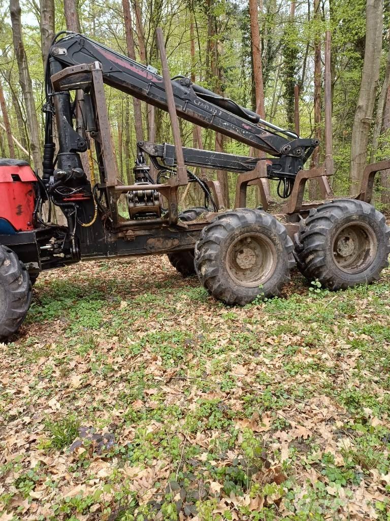 Valmet 840.2 Tomruk yükleyici traktörler