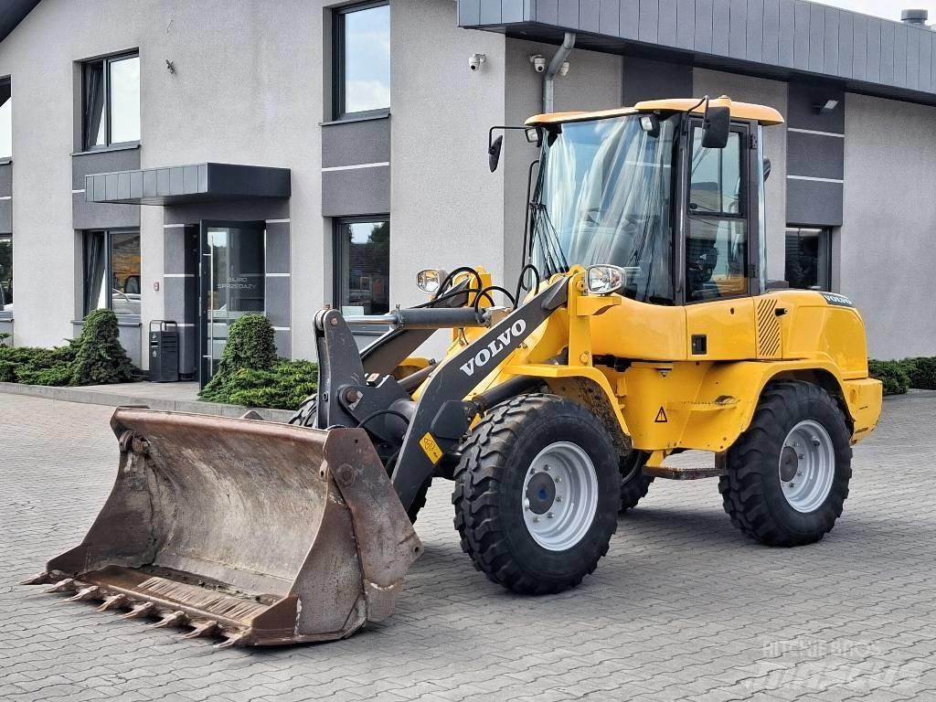 Volvo L 30 G Tekerlekli yükleyiciler