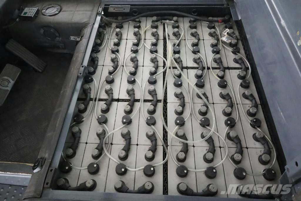 Toyota 8 FBMT 35 Elektrikli forkliftler