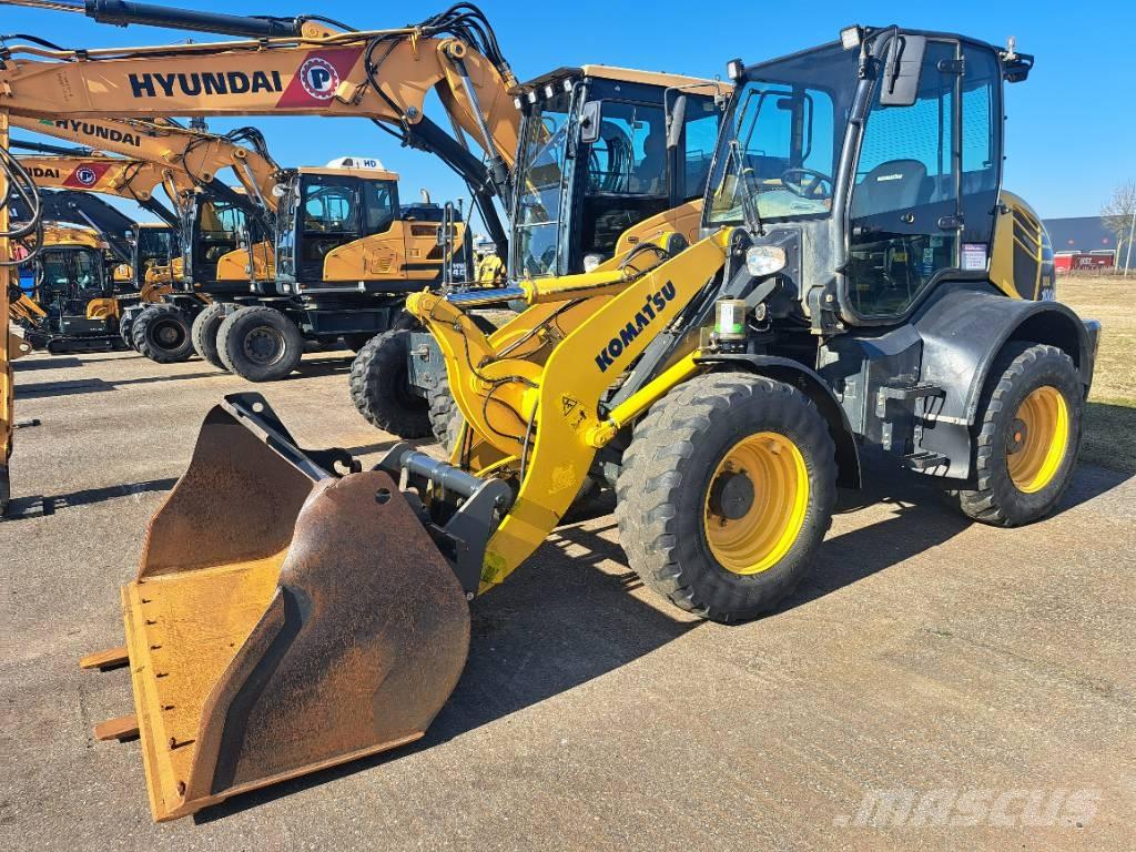 Komatsu WA100-8E0 Tekerlekli yükleyiciler