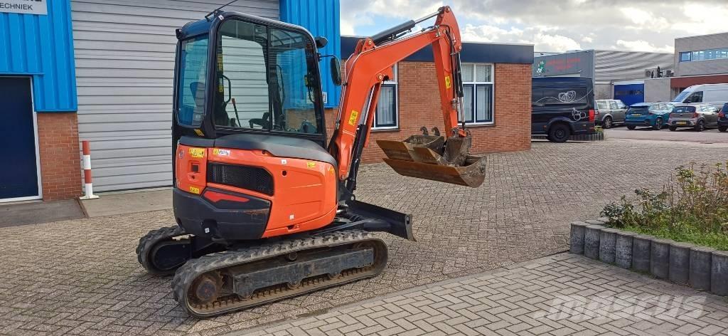 Kubota U 27-4 Mini ekskavatörler, 7 tona dek