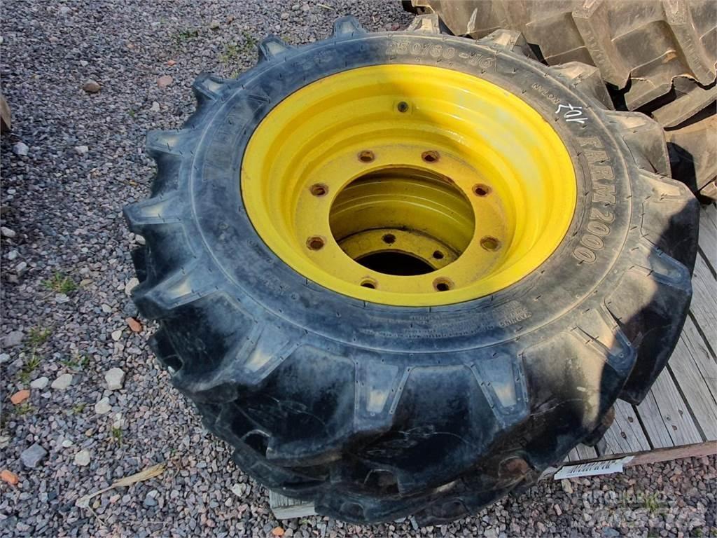 BKT 250/80-16 x2 Tekerlekler