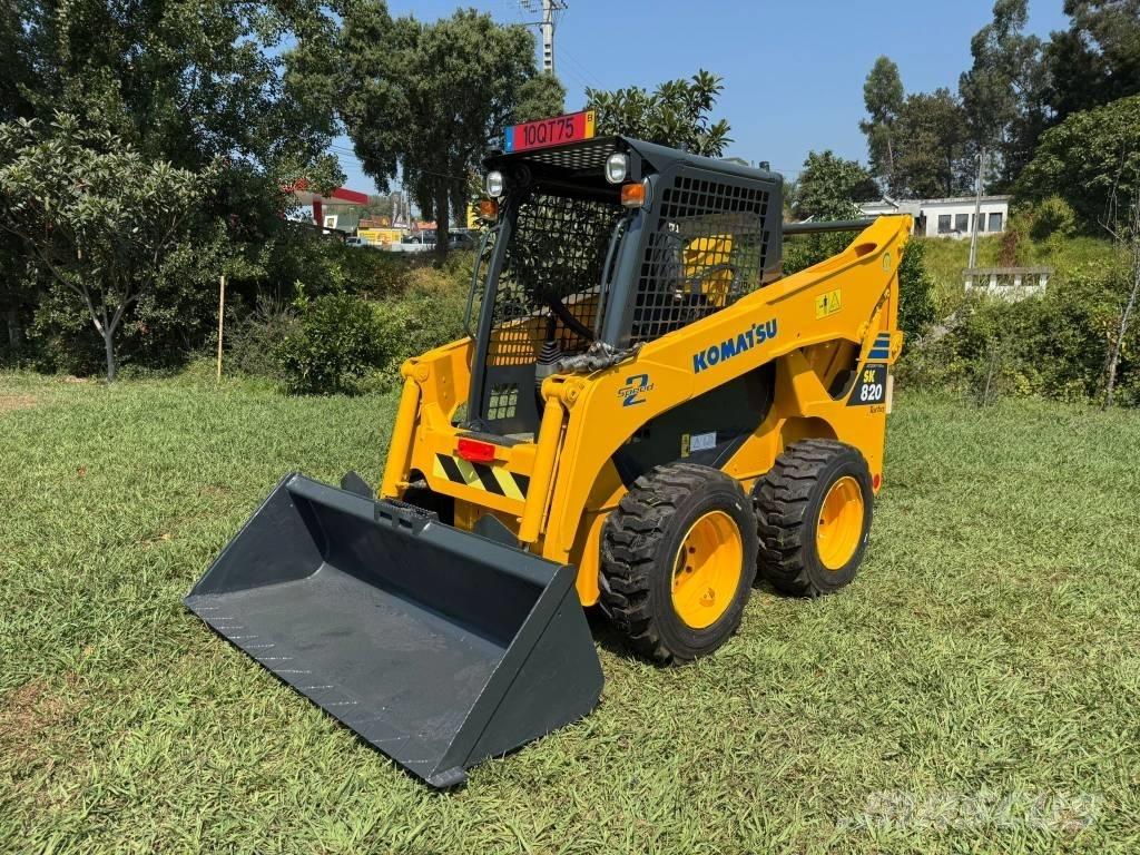 Komatsu SK 820 Skid steer loderler