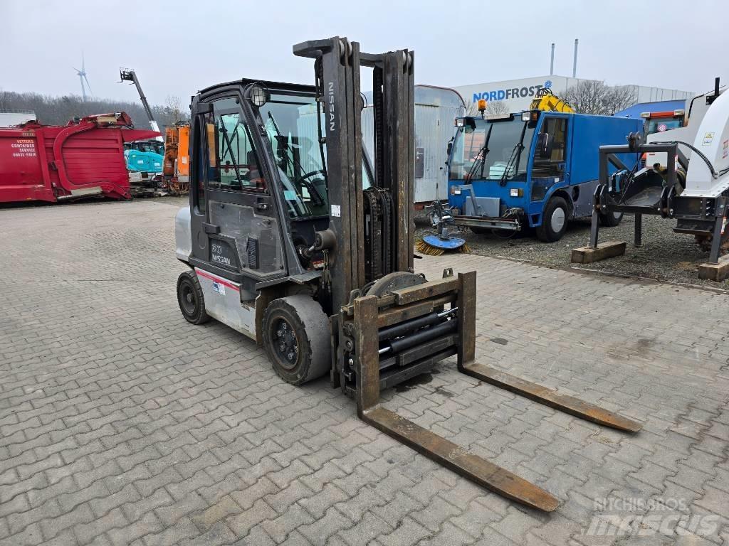 Nissan 30 YG1D2A30Q Dizel forkliftler