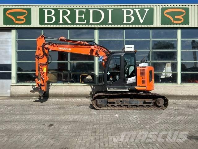 Hitachi ZX 135 US-6 Paletli ekskavatörler