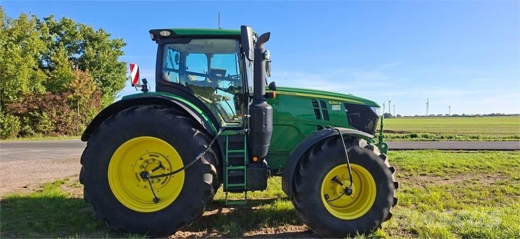 John Deere 6250R Traktörler